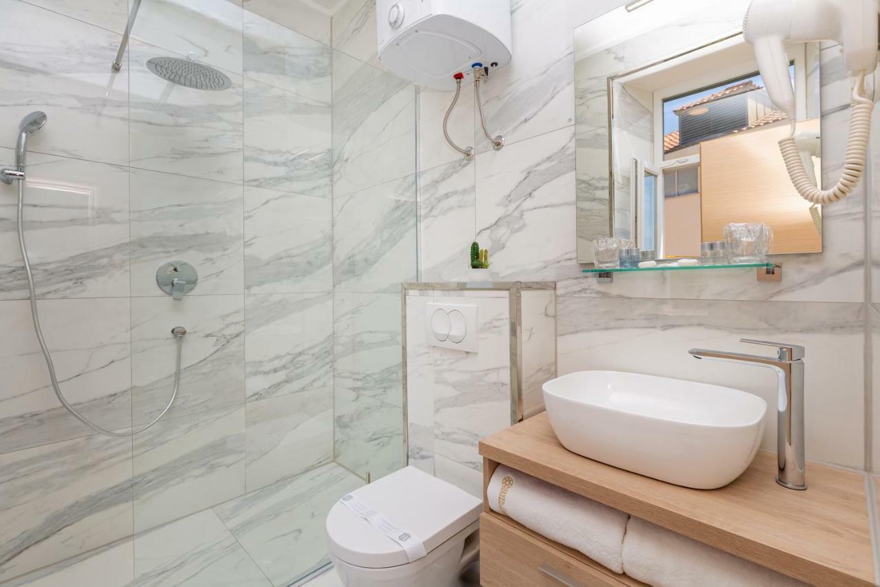 Seven Stars Accommodation Дубровник Екстериор снимка